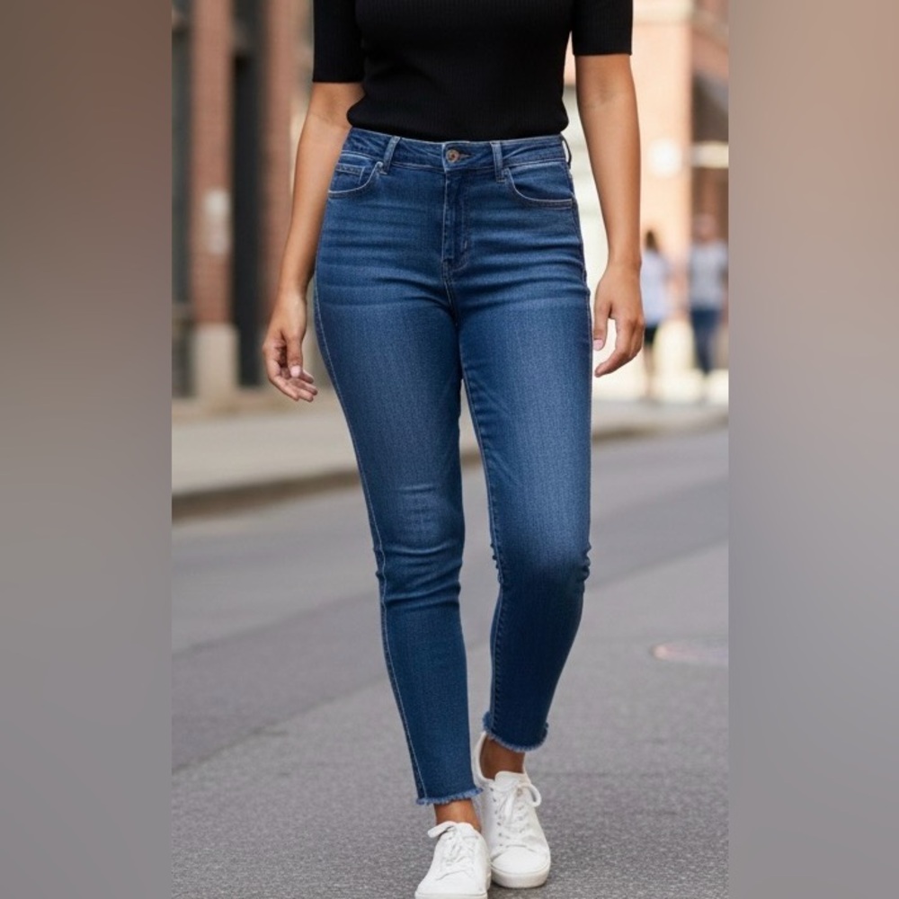 Denizen Levi’s Blue Jeans, High Rise, Skinny Leg, Zipper Closure, 12, W31